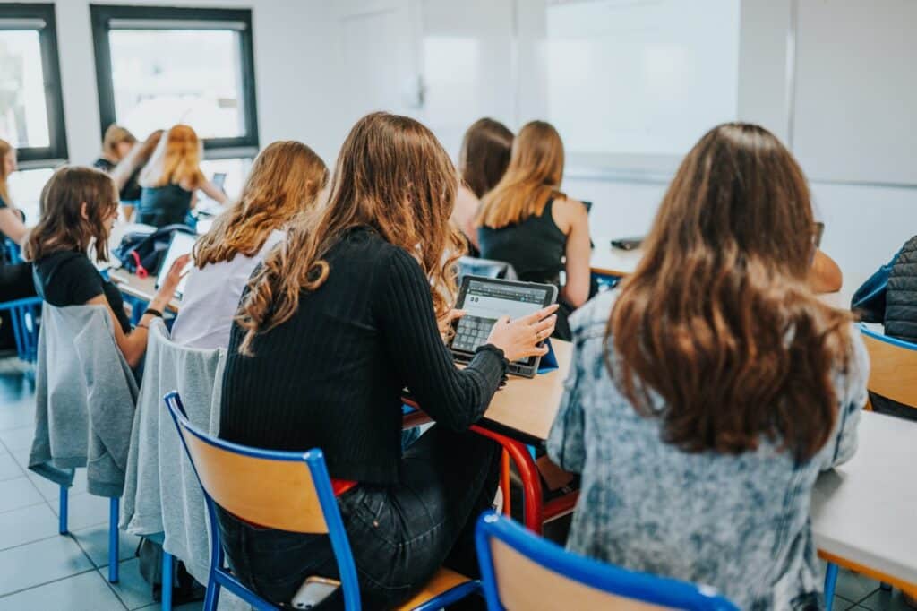 ensemble scolaire sacre coeur peronne amiens somme 24