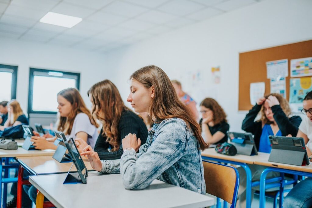 ensemble scolaire sacre coeur peronne amiens somme 26 e1737453453375