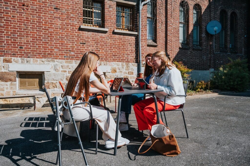ensemble scolaire sacre coeur peronne amiens somme 27