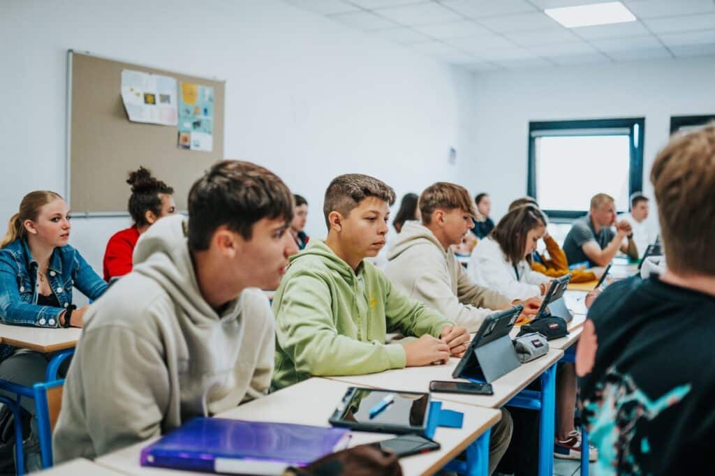 ensemble scolaire sacre coeur peronne amiens somme 31
