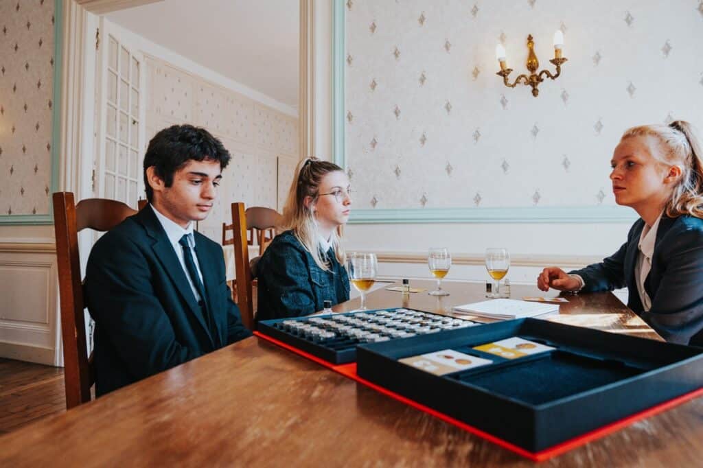 ensemble scolaire sacre coeur peronne amiens somme 77